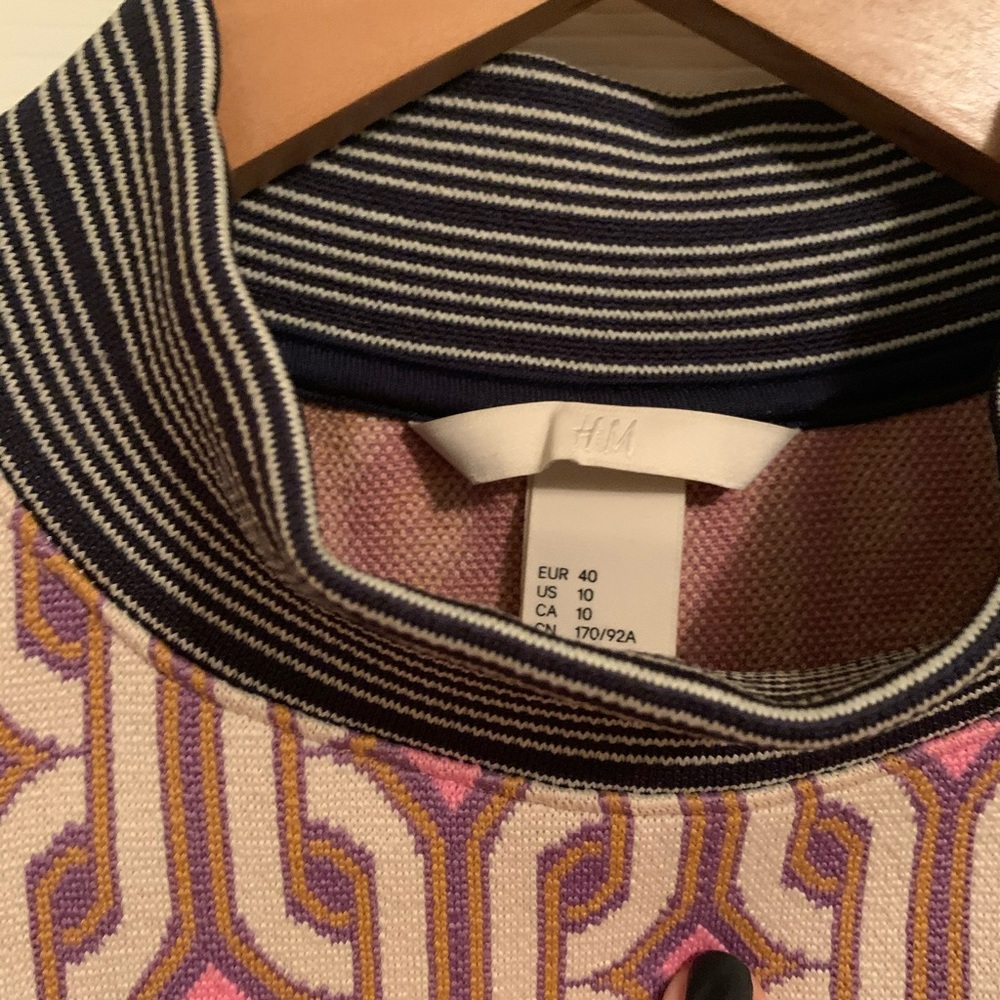 Crop top - Picture 3 of 3